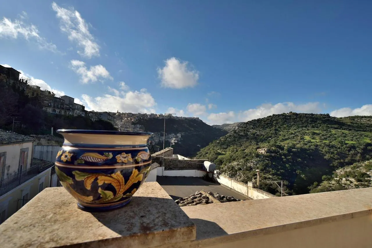 Bed & Breakfast Le Luci Su Ibla - Ospitalita Con Vista Bed and Breakfast Ragusa